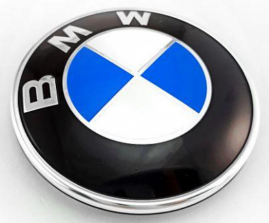 Шильдик SHKP BMW S размер 95*95мм крепление на капот