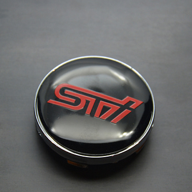 Колпачки на ступицу Subaru STI NZDK 052 черные пластик металл 4 шт.