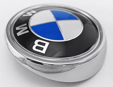 Шильдик SHKP BMW X5-E70 S размер 98*99мм 2 крепления на багажник